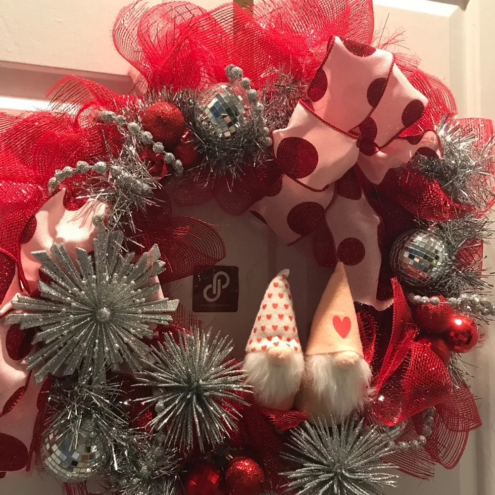Gnomes Wreath Valentines Day LIGHTS UP JUST ADD SOME FAIRY LIGHTS 19x6x19 Inches